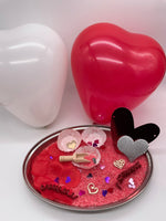 Load image into Gallery viewer, Valentine&#39;s Sensory Play Kit

