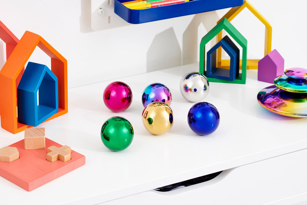 Sensory Refelective Coloured Balls (Pack of 6)