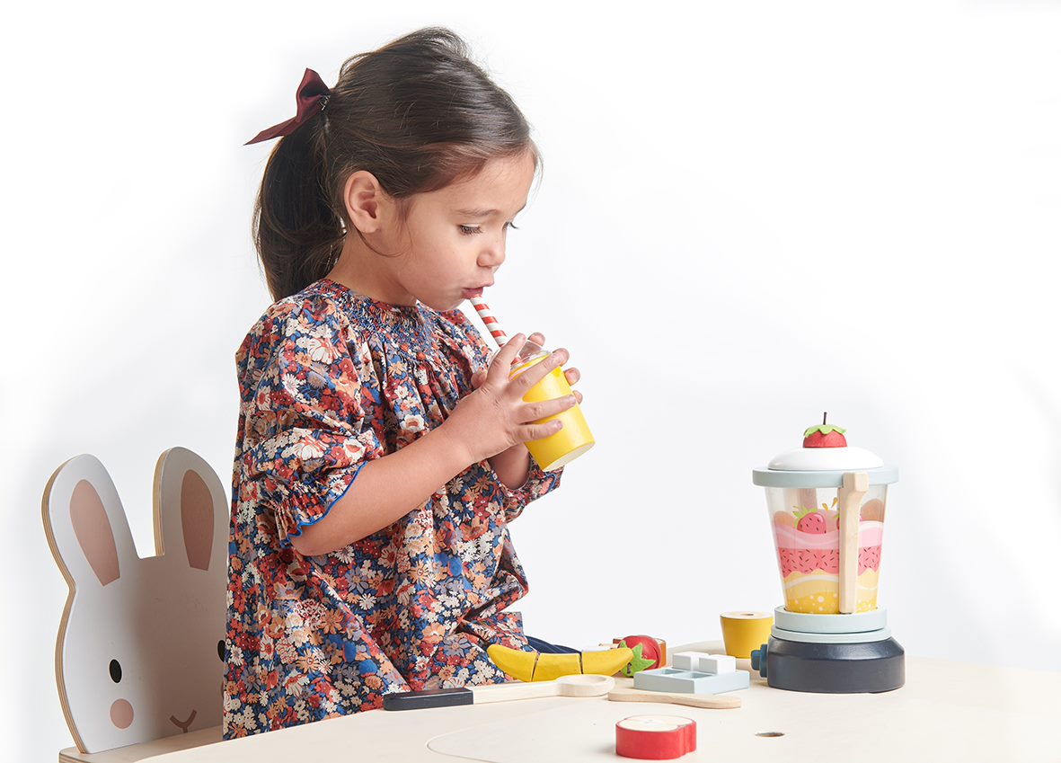 Wooden Fruity Blender